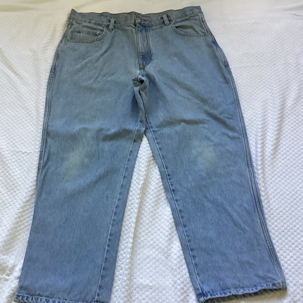Basic Editions Light Blue Relaxed Men's Jeans